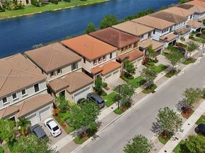 643 NE 191st Ter, Miami FL 33179