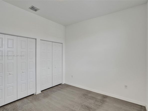 643 NE 191st Ter, Miami FL 33179