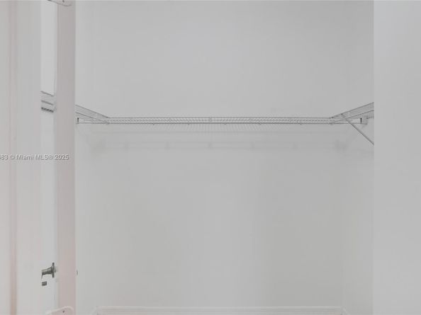 643 NE 191st Ter, Miami FL 33179