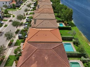 643 NE 191st Ter, Miami FL 33179