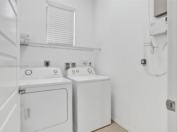 643 NE 191st Ter, Miami FL 33179