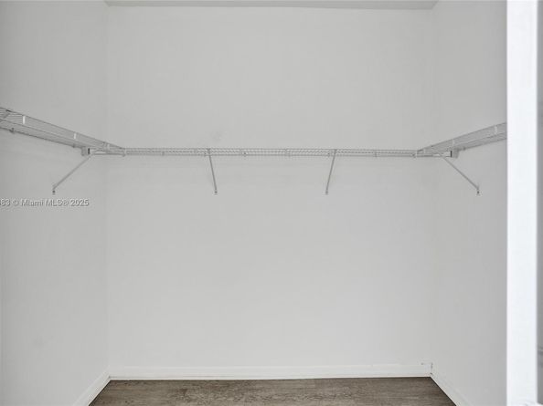 643 NE 191st Ter, Miami FL 33179