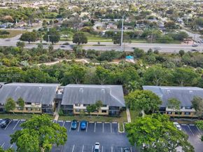 588 Trace Cir 211, Deerfield Beach FL 33441