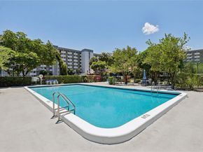 5900 NW 44th St 312, Lauderhill FL 33319