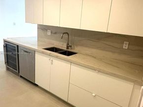 10205 Collins Ave 907, Bal Harbour FL 33154