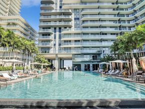 121 NE 34th St 2205, Miami FL 33137