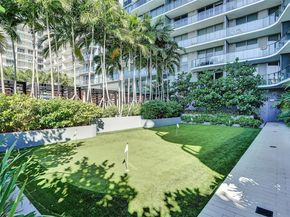 121 NE 34th St 2205, Miami FL 33137