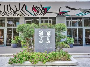 121 NE 34th St 2205, Miami FL 33137