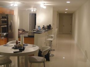 2950 NE 188th St 222, Aventura FL 33180