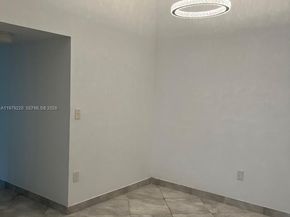 20760 NE 4th Ct 207, Miami FL 33179