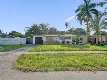 2015 N 58th Ave