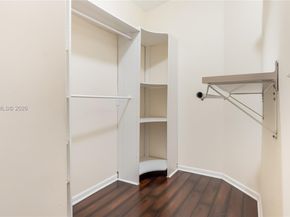 20820 San Simeon Way 24G, Miami FL 33179