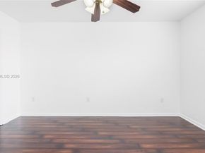 20820 San Simeon Way 24G, Miami FL 33179