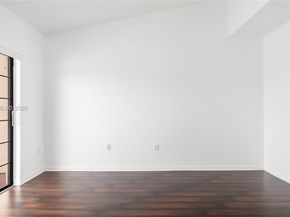 20820 San Simeon Way 24G, Miami FL 33179