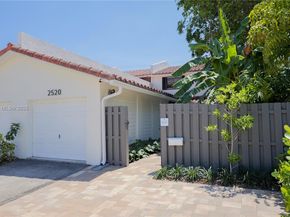 2520 NE 9th St, Fort Lauderdale FL 33304