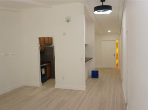 10722 La Placida Dr 9B2, Coral Springs FL 33065