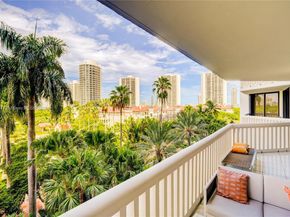 2000 Island Blvd 710, Aventura FL 33160