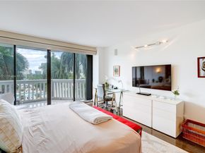 2000 Island Blvd 710, Aventura FL 33160