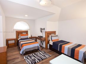 165 Paloma Dr, Coral Gables FL 33143