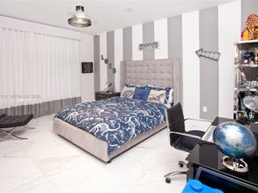 165 Paloma Dr, Coral Gables FL 33143