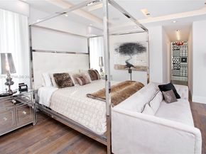 165 Paloma Dr, Coral Gables FL 33143