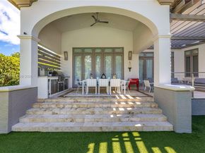 165 Paloma Dr, Coral Gables FL 33143