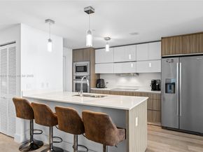 600 NE 27th St 1803, Miami FL 33137