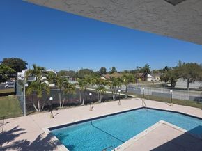 17170 SW 94th Ave 807, Palmetto Bay FL 33157