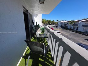 17170 SW 94th Ave 807, Palmetto Bay FL 33157