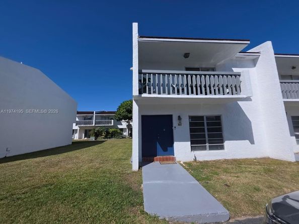 17170 SW 94th Ave 807, Palmetto Bay FL 33157