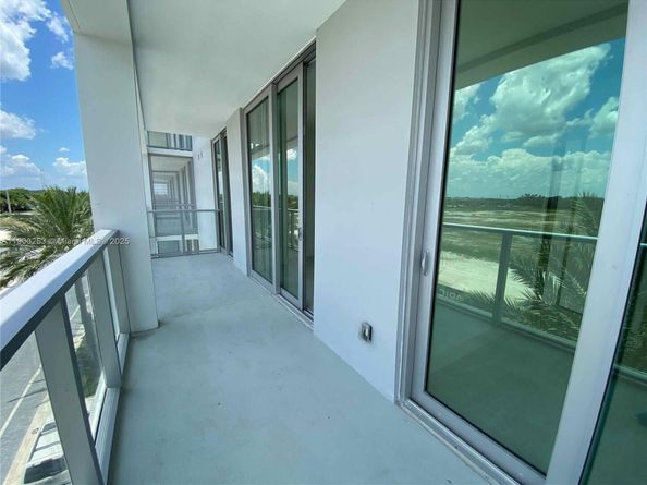 2000 Metropica Way 408, Sunrise FL 33323