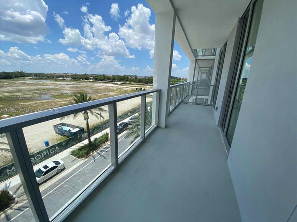 2000 Metropica Way 408, Sunrise FL 33323