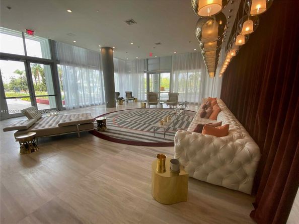 2000 Metropica Way 408, Sunrise FL 33323