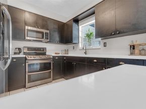 1371 NW 198th St, Miami Gardens FL 33169