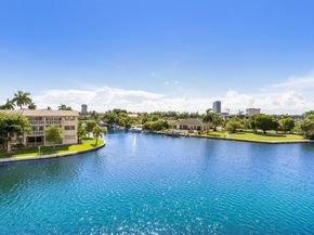 437 Golden Isles Dr 9H, Hallandale Beach FL 33009