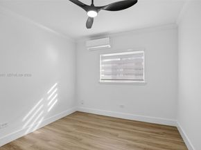 730 N 72nd Way, Hollywood FL 33024