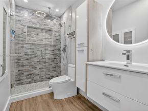 730 N 72nd Way, Hollywood FL 33024