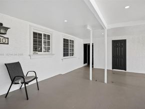 730 N 72nd Way, Hollywood FL 33024