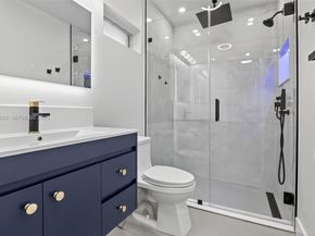 730 N 72nd Way, Hollywood FL 33024