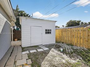 730 N 72nd Way, Hollywood FL 33024