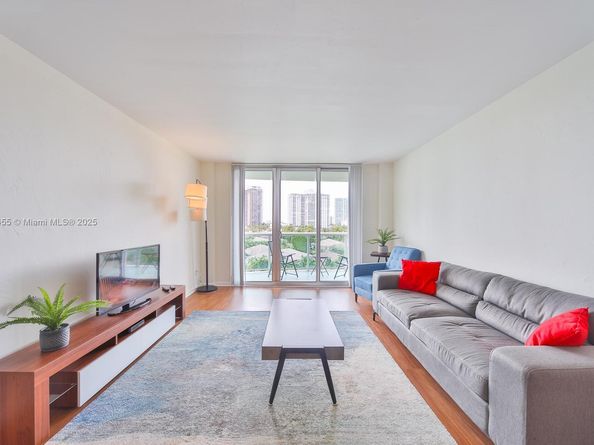 19370 Collins Ave 622, Sunny Isles Beach FL 33160