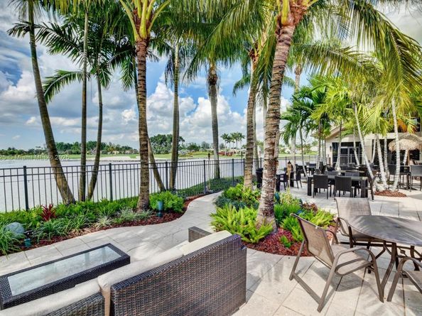 10160 Spyglass, Boca Raton FL 33498