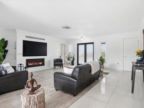11920 NW 31st Pl, Sunrise FL 33323