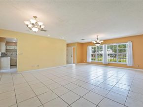 6895 SW 16th St, Miami FL 33155