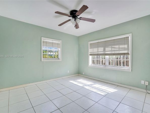 6895 SW 16th St, Miami FL 33155