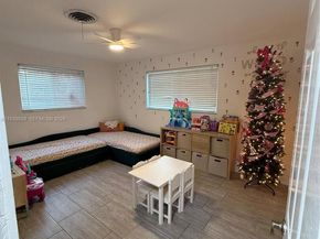 5280 SW 92nd Ter, Cooper City FL 33328