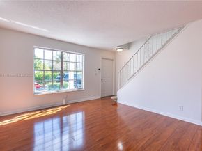 3821 NE 16th Ave, Oakland Park FL 33334