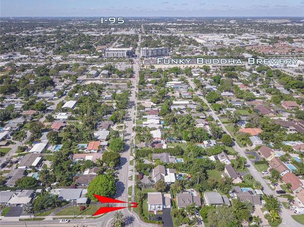 3821 NE 16th Ave, Oakland Park FL 33334