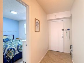 201 178th Dr 315, Sunny Isles Beach FL 33160