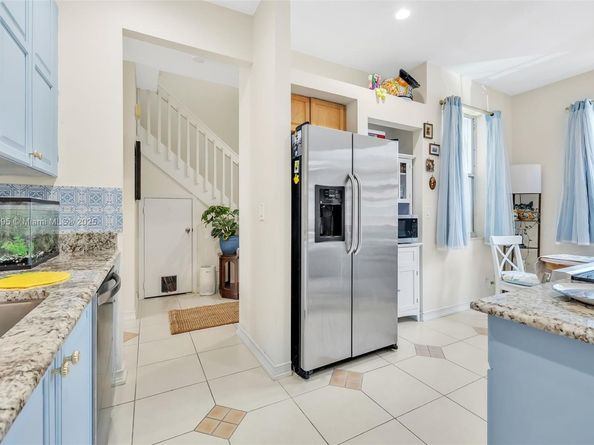 13174 NW 9th Ct, Pembroke Pines FL 33028